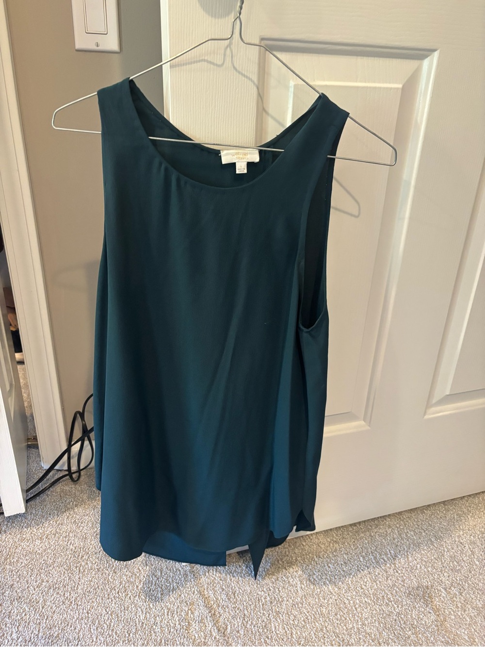 Artizia Wilfred Teal Sleeveless Layered Tank Top with peep back size small